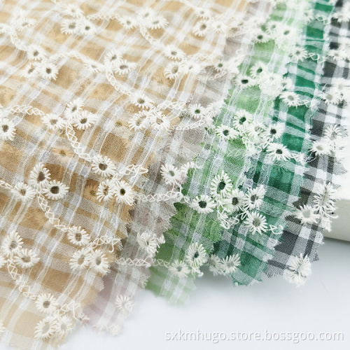 Polyester Gingham Eyelet Flora Stickerei Multi -Color -Stoff